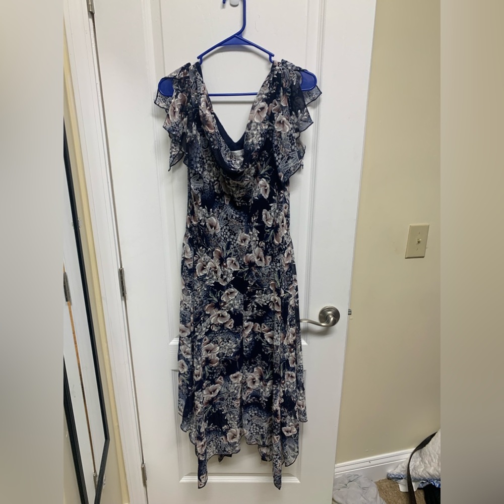 Flowered asymmetrical hem dress